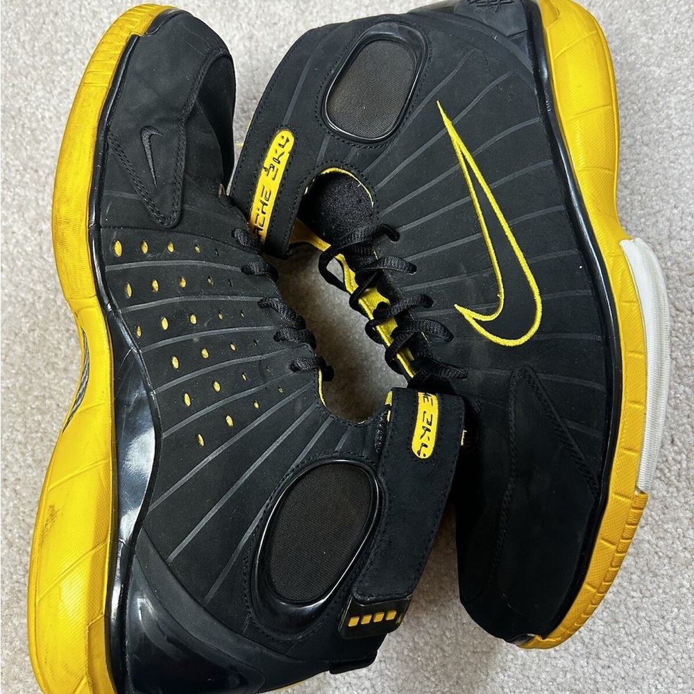Nike Air Zoom Huarache 2K4 Black Maize Kobe